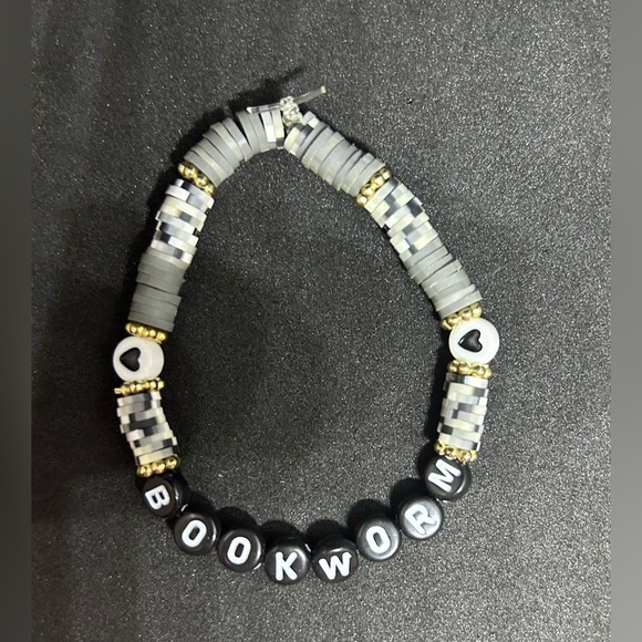Bookworm Heishi Bracelet - Picture 5 of 7